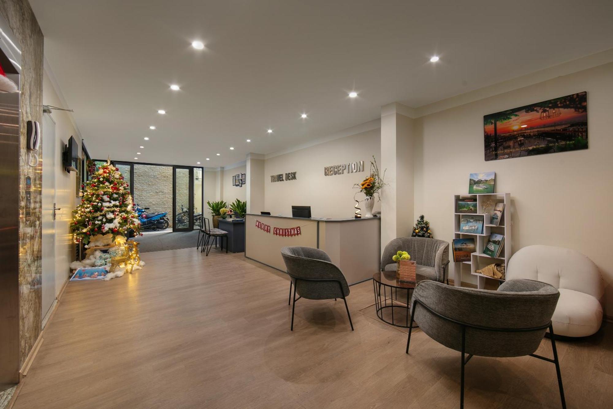 Westlake Pearl Apartment - Hotel & Pearl Spa, Hanoi